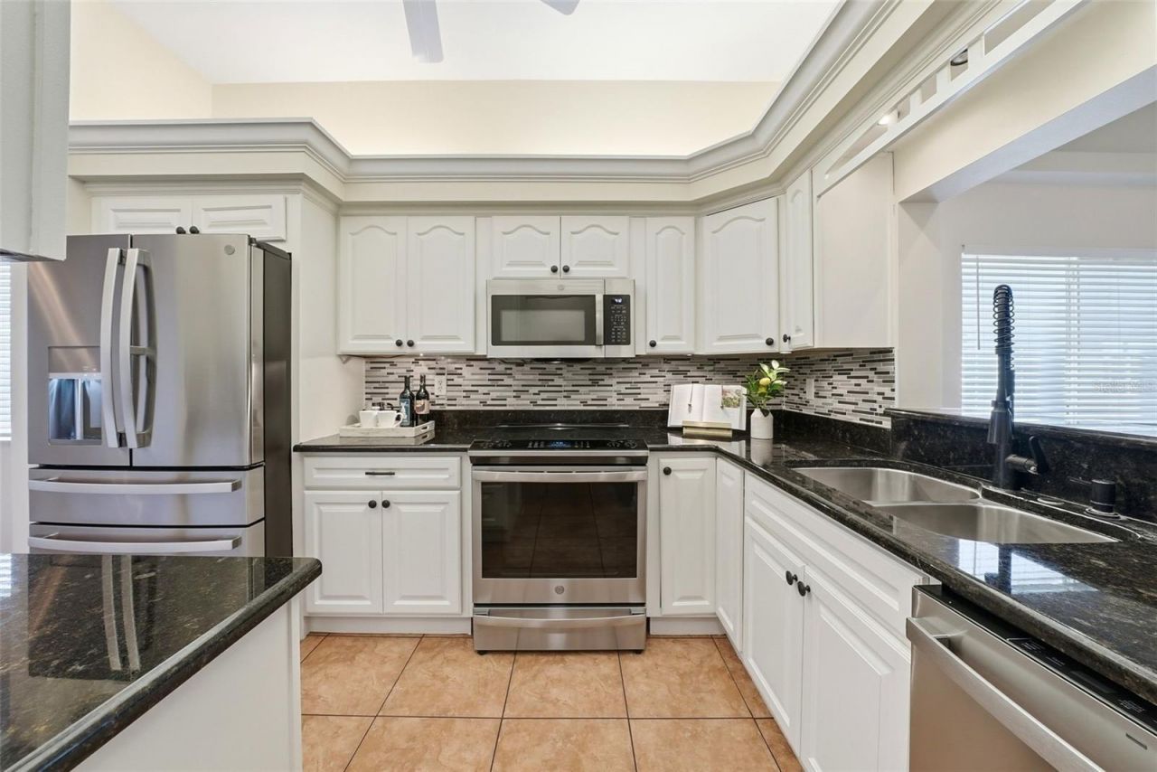 13614 Lake Point Drive S, Clearwater, FL 33762 Photo