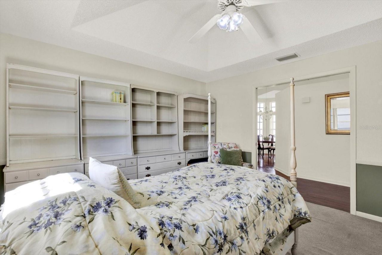 9131 Rhett Lane , Weeki Wachee, FL 34613 Photo