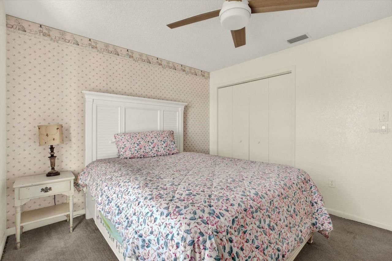9131 Rhett Lane , Weeki Wachee, FL 34613 Photo