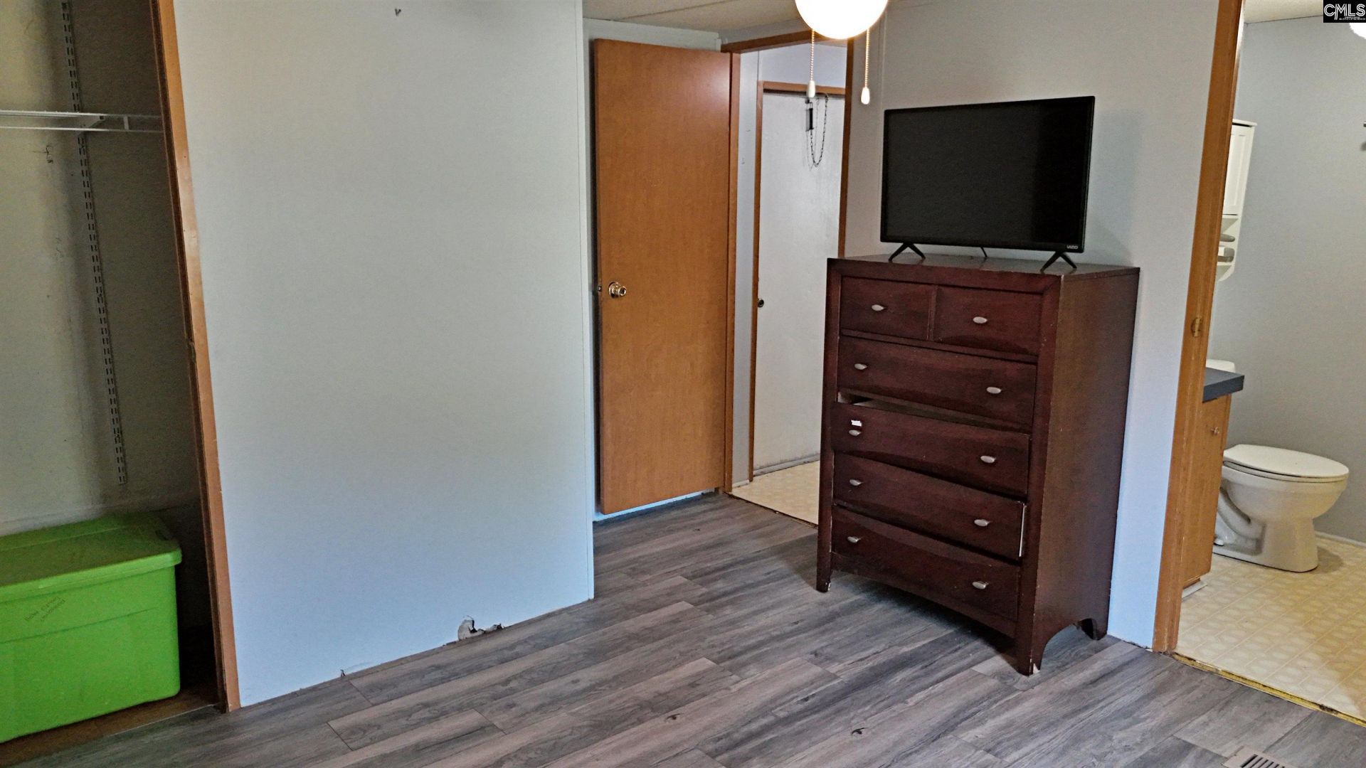 102 A & B Wilhowie Drive  Photo 12