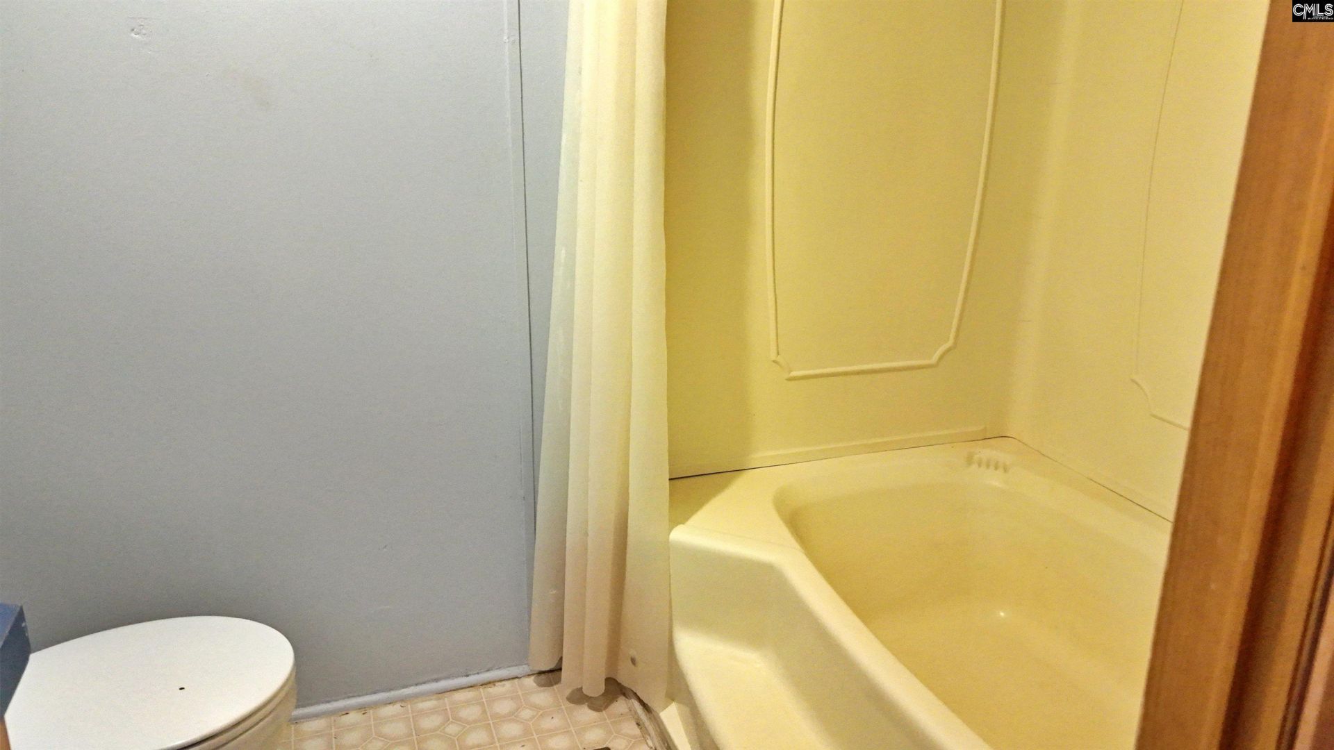 102 A & B Wilhowie Drive  Photo 13