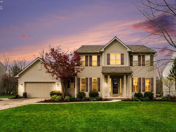 1023 Coopers Run, Amherst, OH 44001