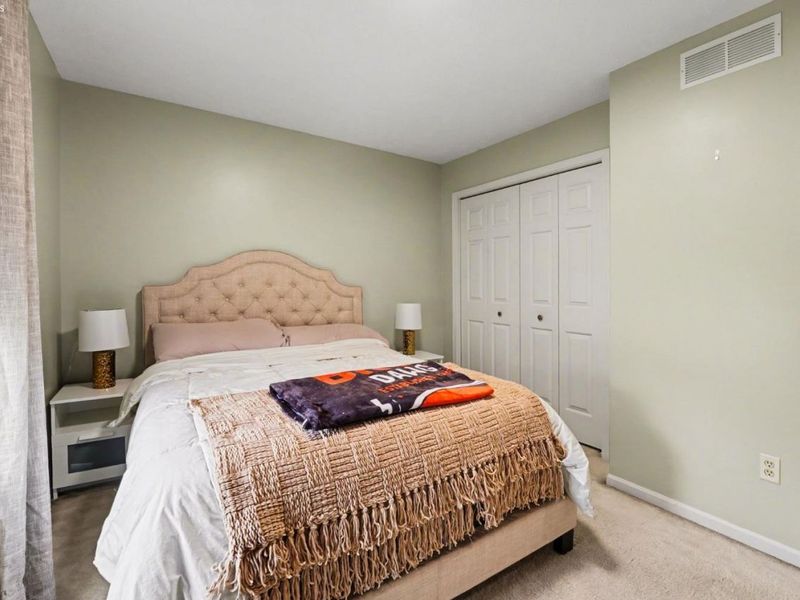 1023 Coopers Run, Amherst, OH 44001 Photo 22