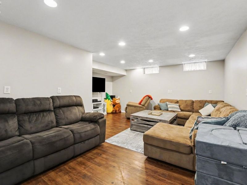 1023 Coopers Run, Amherst, OH 44001 Photo 28