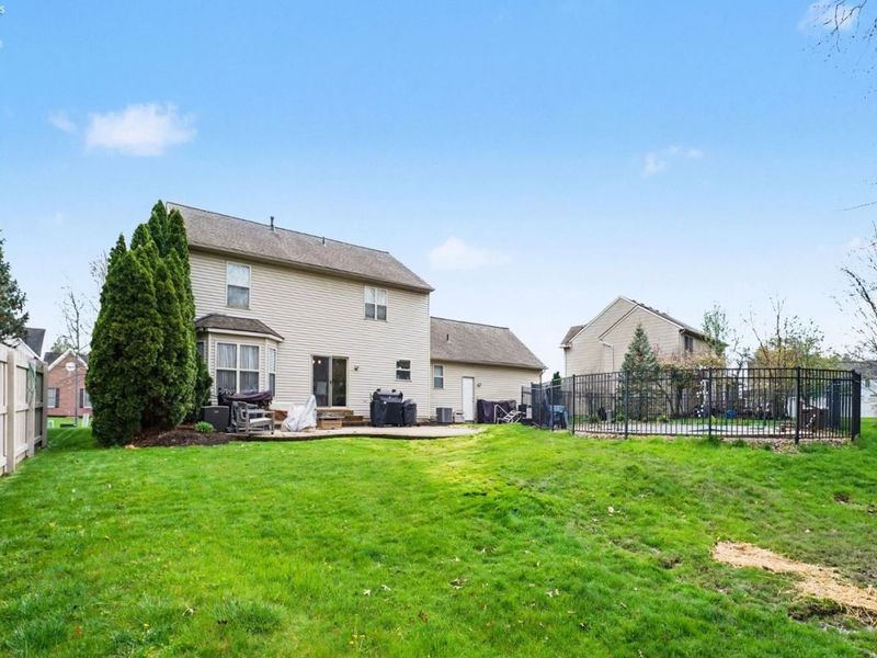 1023 Coopers Run, Amherst, OH 44001 Photo 32