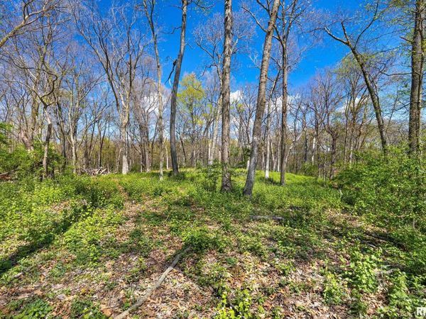 2611 BARTRUFF Lane, Pekin, IL 61554