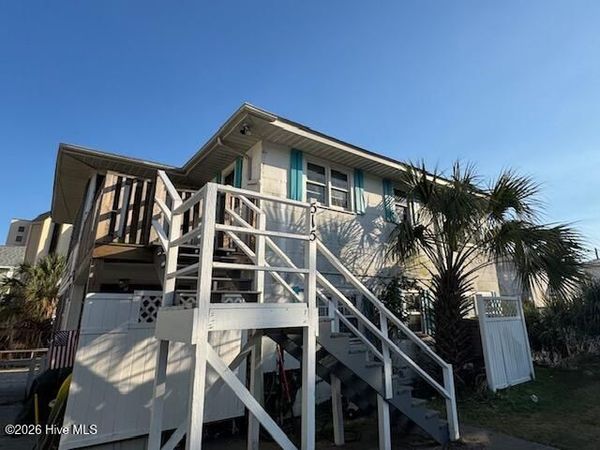 515 Hillside Drive S, North Myrtle Beach, SC 29582