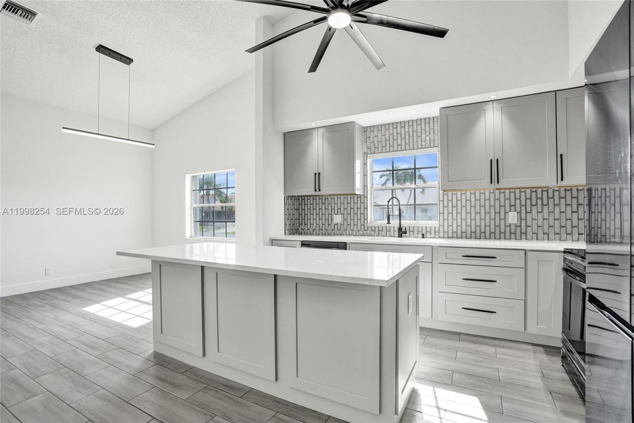 5287 Tiffany Anne Cir , West Palm Beach, FL 33417 Photo