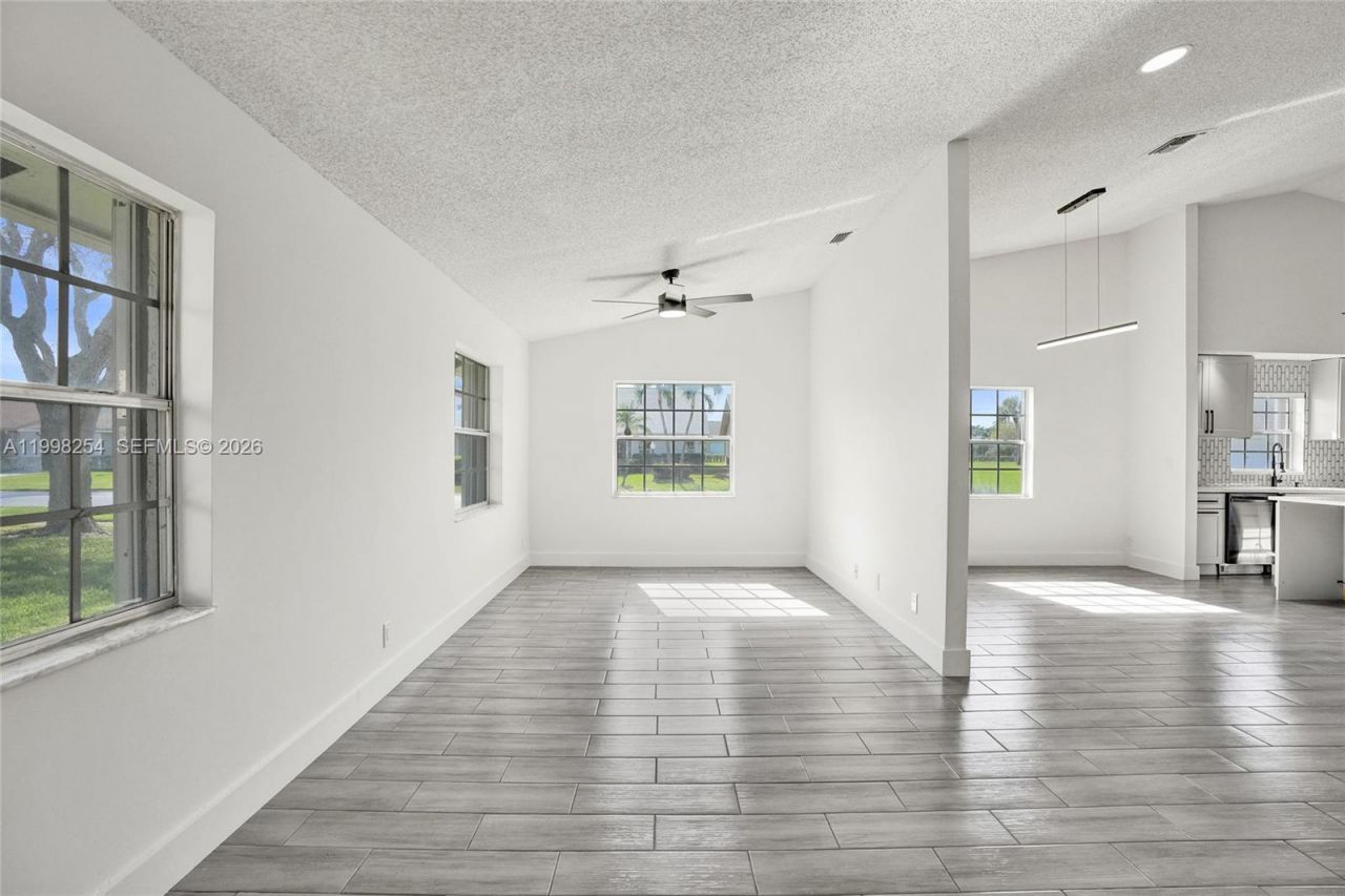 5287 Tiffany Anne Cir , West Palm Beach, FL 33417 Photo