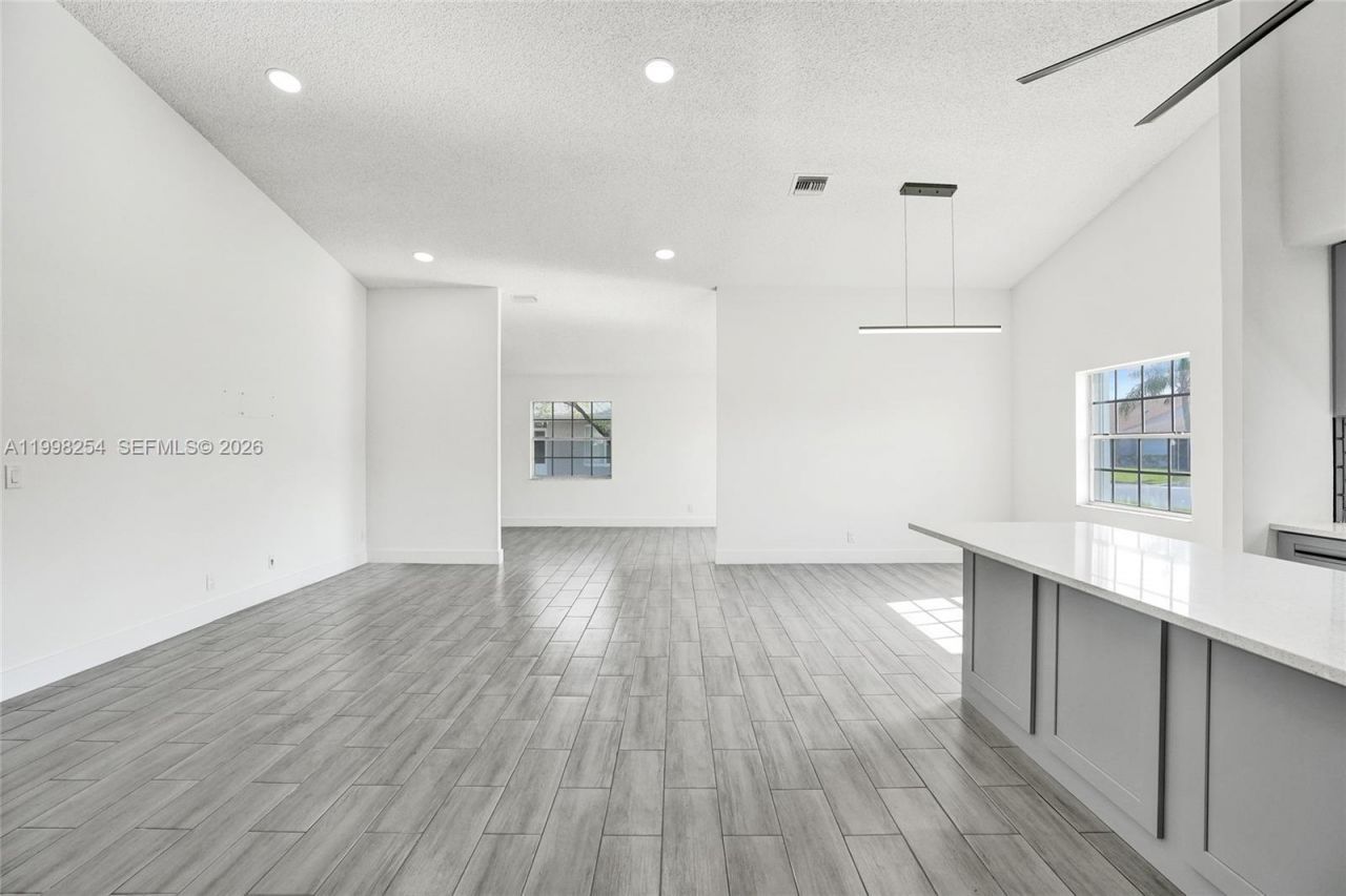 5287 Tiffany Anne Cir , West Palm Beach, FL 33417 Photo