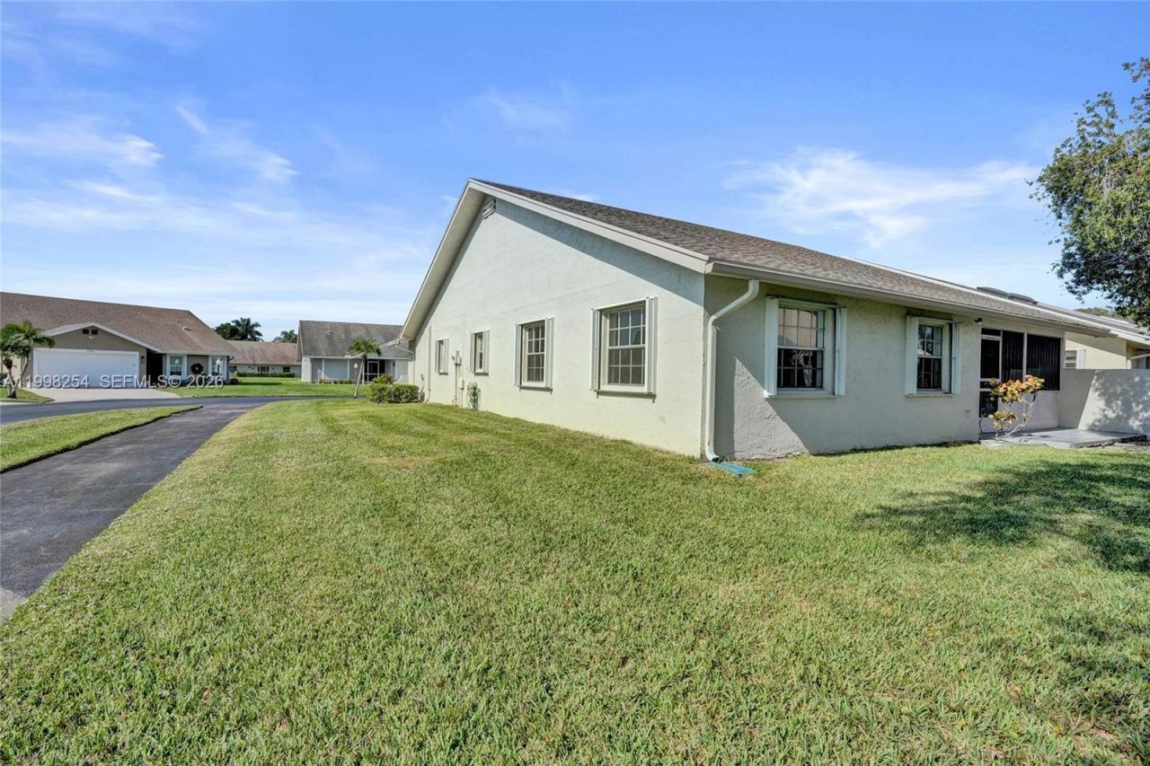 5287 Tiffany Anne Cir , West Palm Beach, FL 33417 Photo