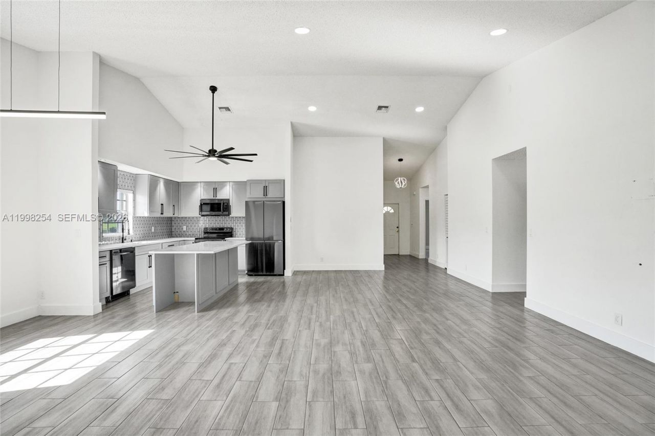 5287 Tiffany Anne Cir , West Palm Beach, FL 33417 Photo