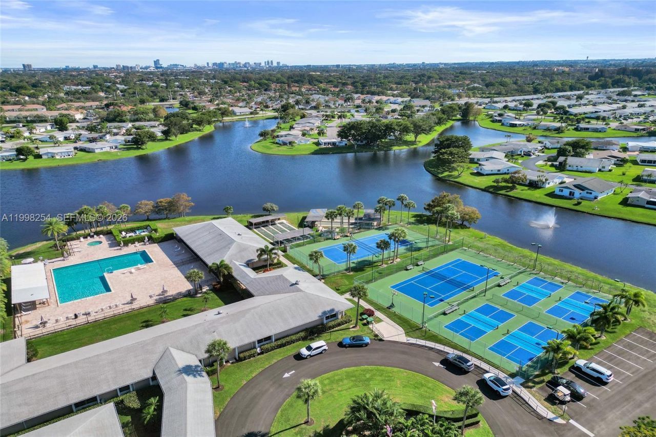 5287 Tiffany Anne Cir , West Palm Beach, FL 33417 Photo