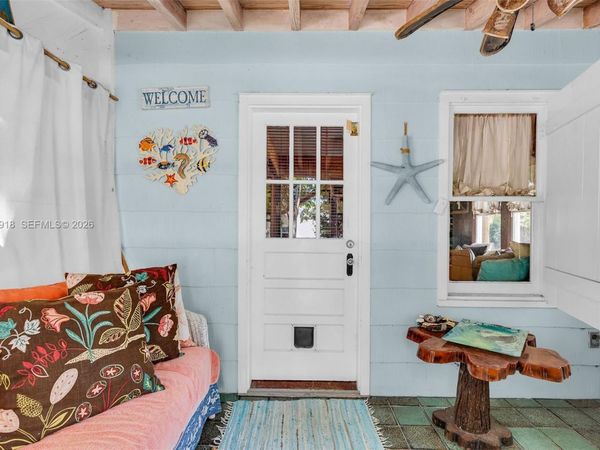 140 Tavern Dr , Tavernier, FL 33070