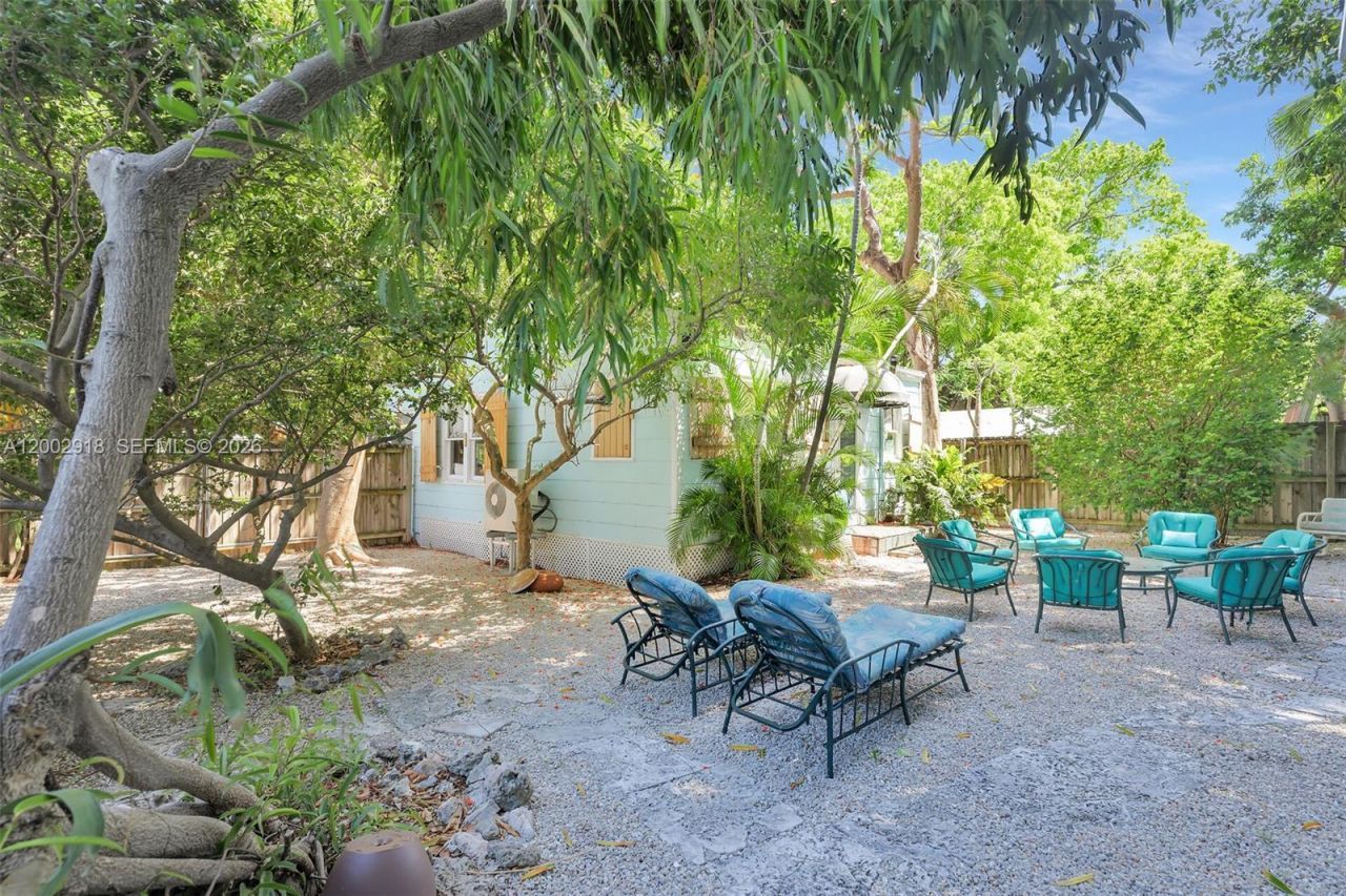 140 Tavern Dr , Tavernier, FL 33070 Photo