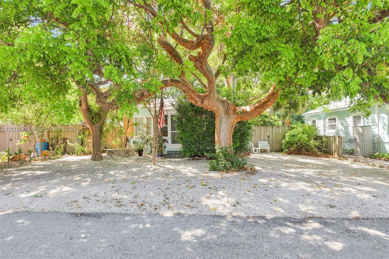 140 Tavern Dr , Tavernier, FL 33070 Photo