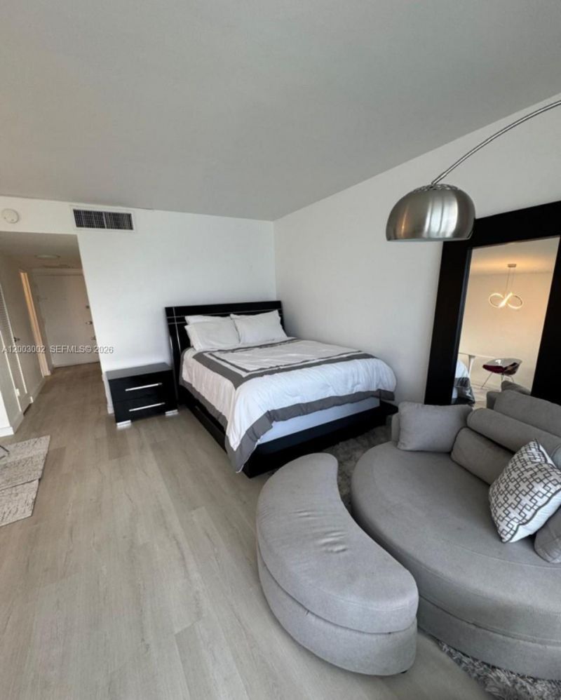 1000 West Ave, Unit 218, Miami Beach, FL 33139 Photo