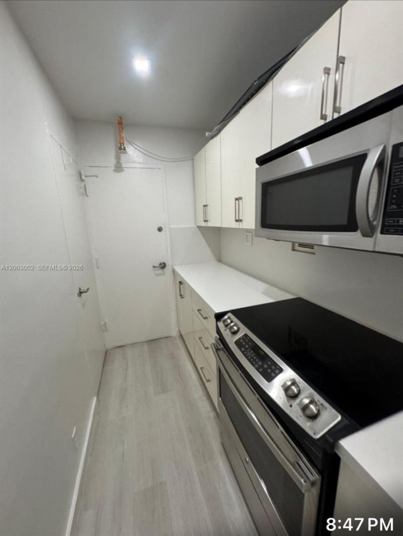 1000 West Ave, Unit 218, Miami Beach, FL 33139 Photo