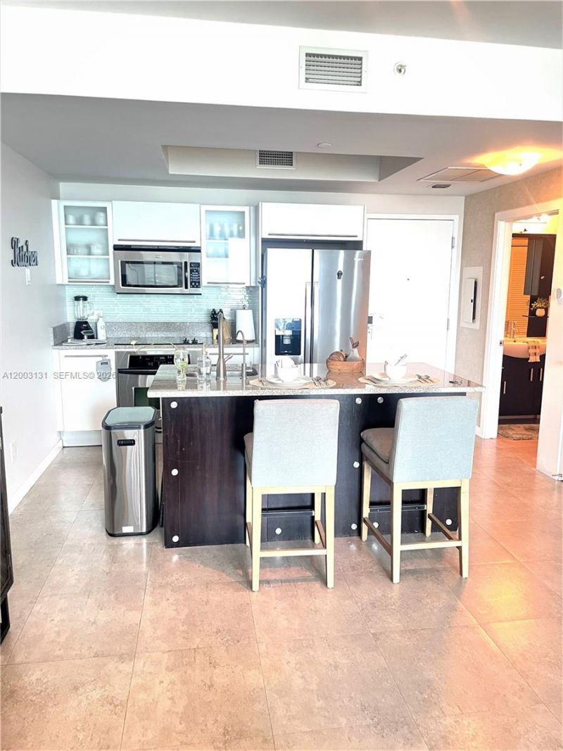 888 Biscayne Blvd , Unit 4310, Miami, FL 33132 Photo