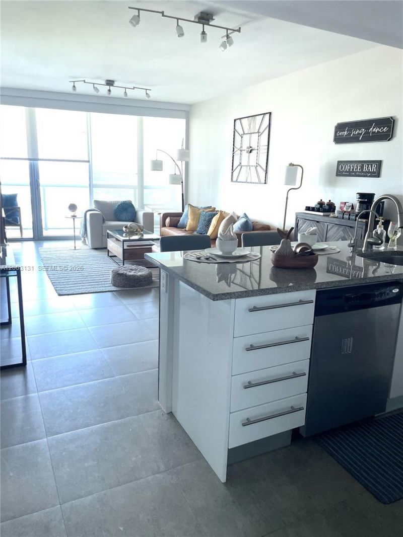 888 Biscayne Blvd , Unit 4310, Miami, FL 33132 Photo