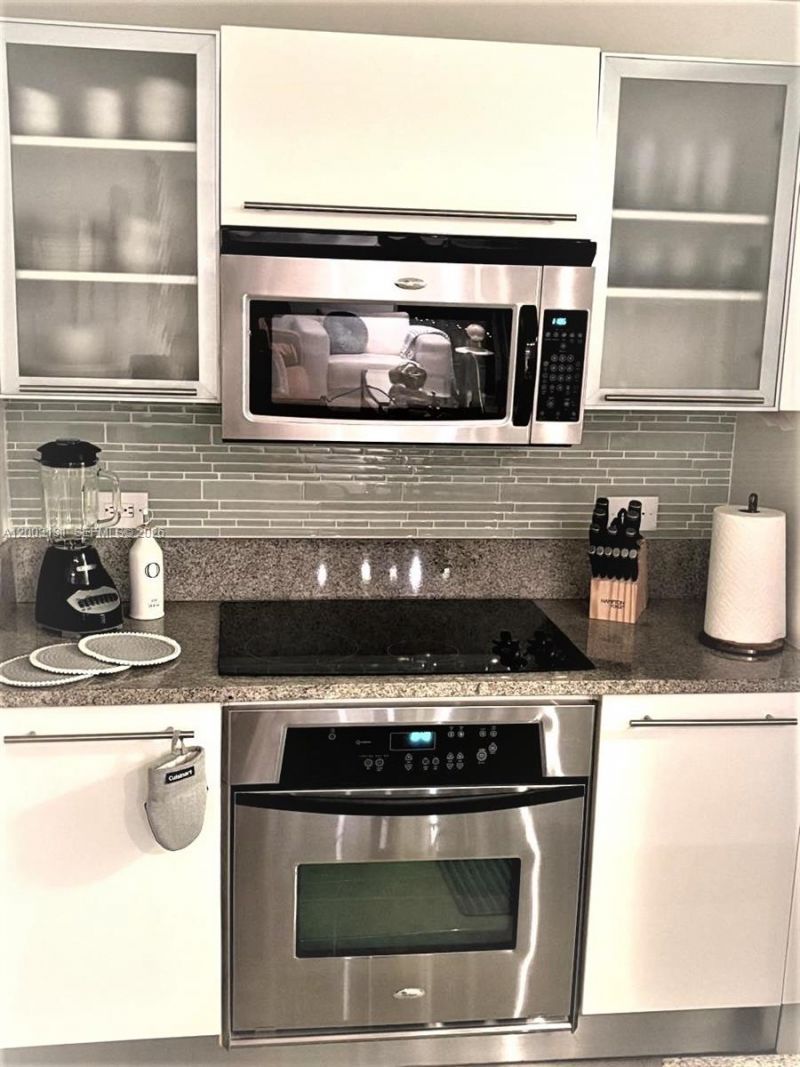 888 Biscayne Blvd , Unit 4310, Miami, FL 33132 Photo