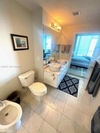 888 Biscayne Blvd , Unit 4310, Miami, FL 33132 Photo
