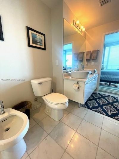 888 Biscayne Blvd , Unit 4310, Miami, FL 33132 Photo