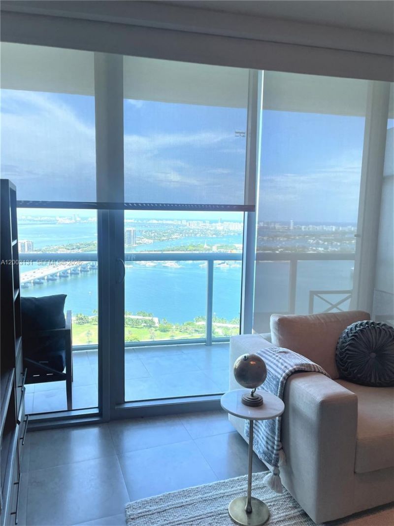 888 Biscayne Blvd , Unit 4310, Miami, FL 33132 Photo