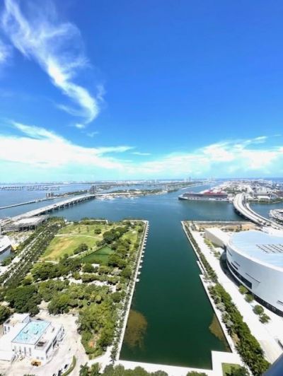 888 Biscayne Blvd , Unit 4310, Miami, FL 33132 Photo