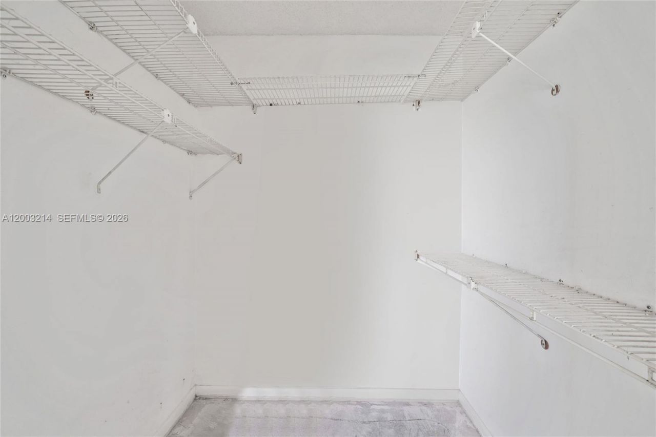 7330 NW 18th St, Unit 204, Margate, FL 33063 Photo