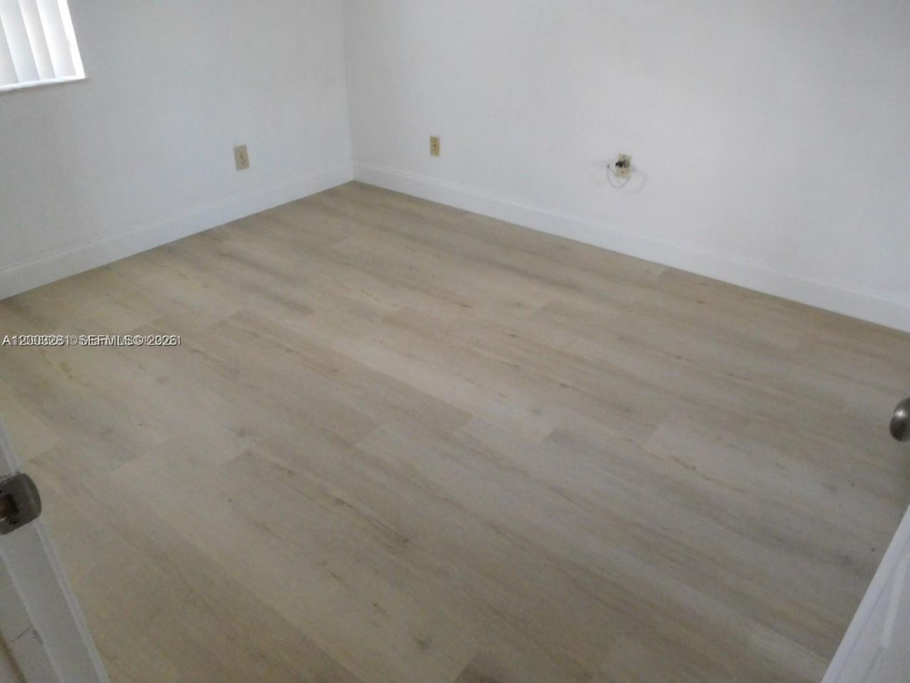 323 Ives Dairy Rd, Unit 323-06, Miami, FL 33179 Photo