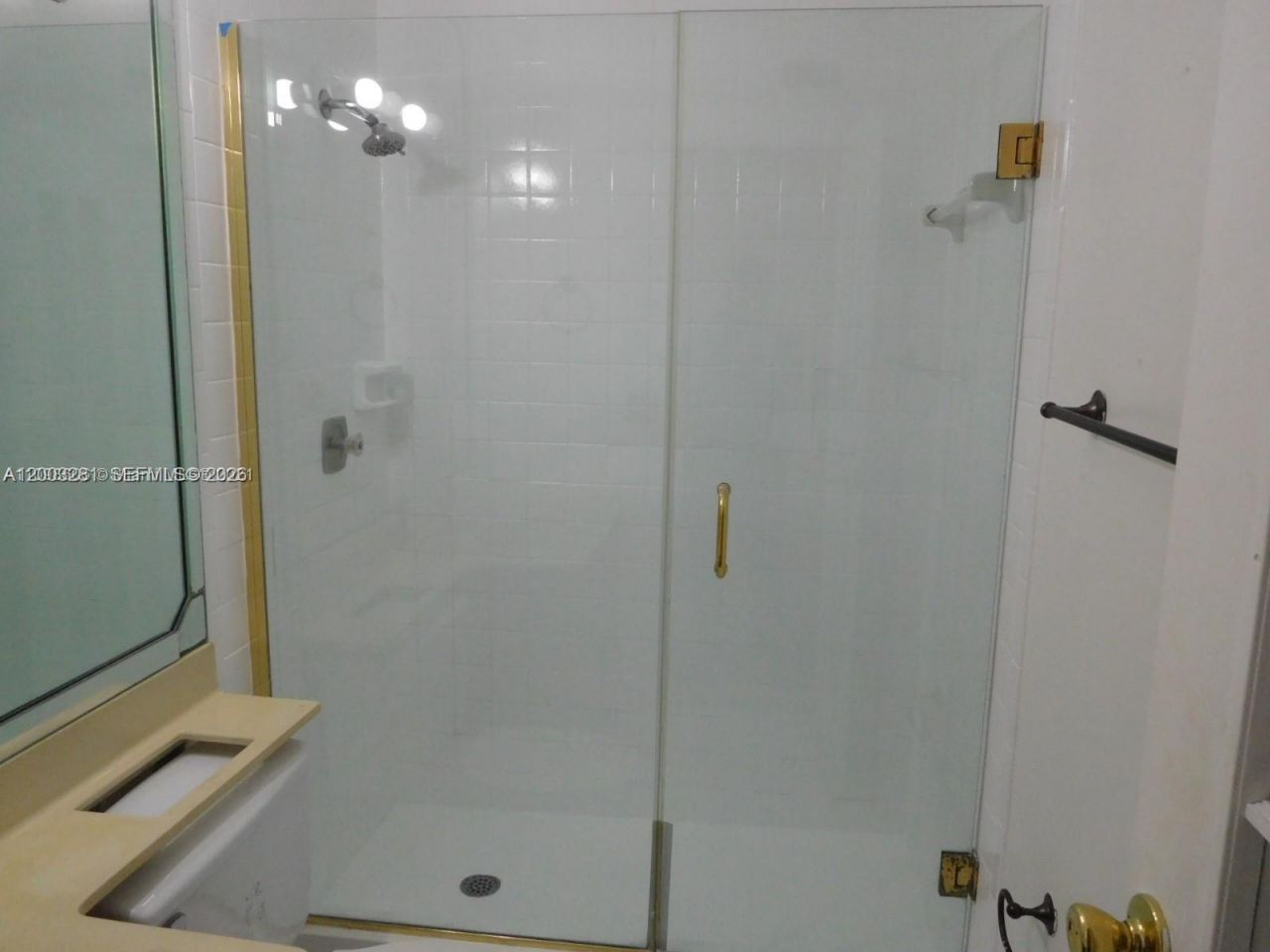 323 Ives Dairy Rd, Unit 323-06, Miami, FL 33179 Photo