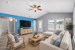 408 Pigeon Bay St.  photo 4