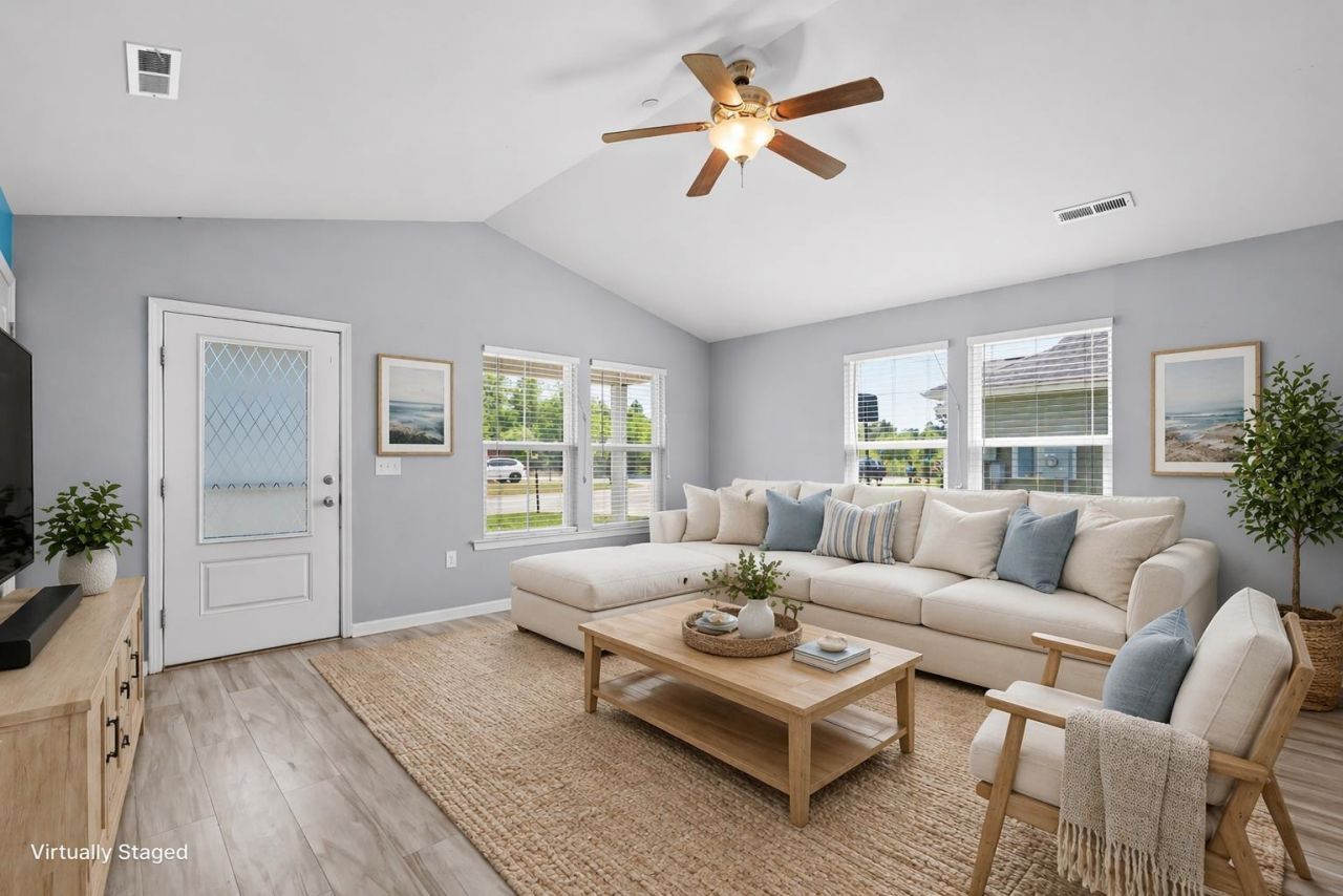 408 Pigeon Bay St.  Photo 6