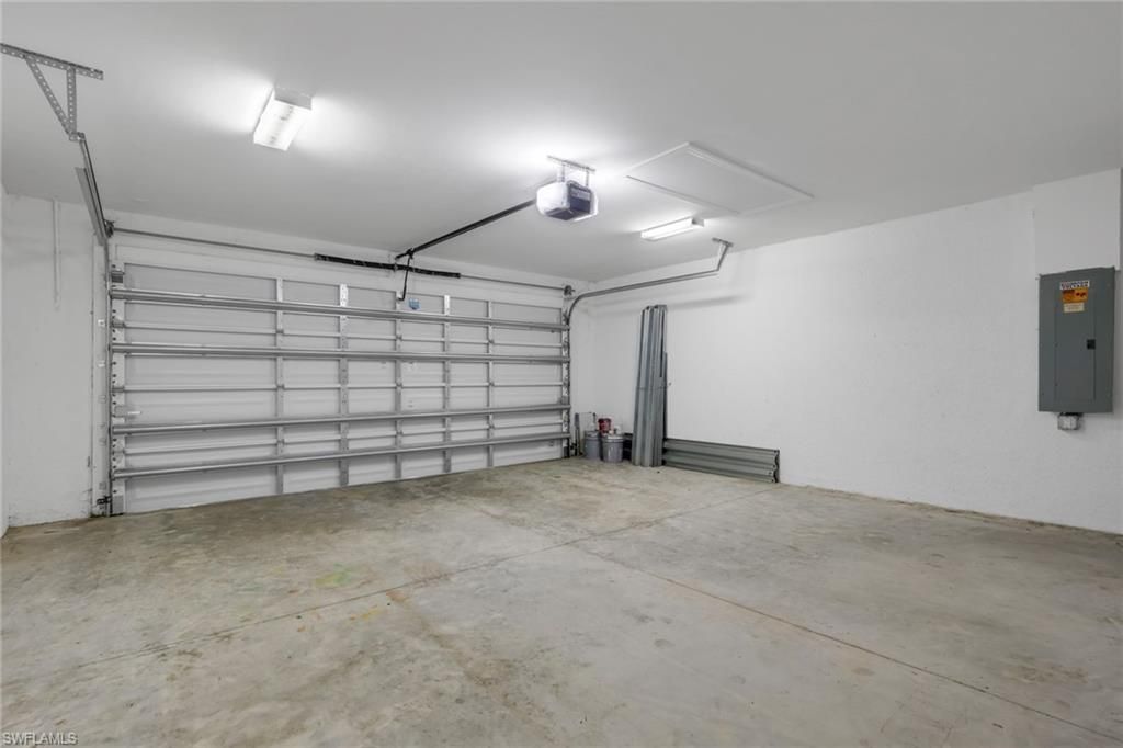 2619 NE 4th Ave , Cape Coral, FL 33909 Photo