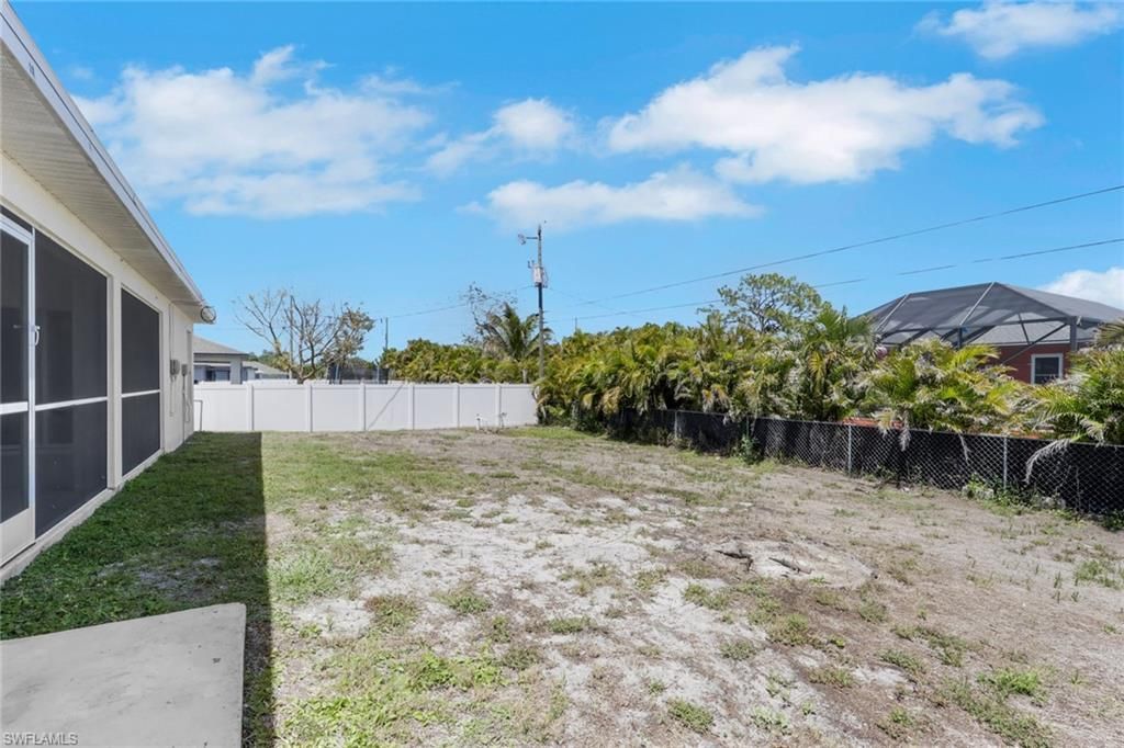 2619 NE 4th Ave , Cape Coral, FL 33909 Photo