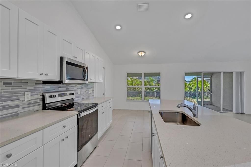 2619 NE 4th Ave , Cape Coral, FL 33909 Photo