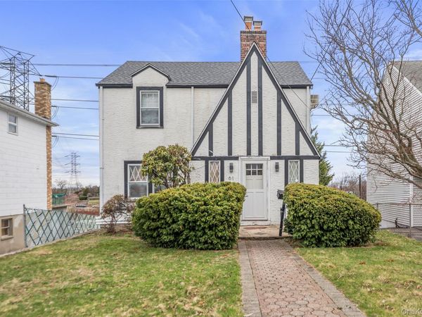 61 Roundhill Drive , Yonkers, NY 10710