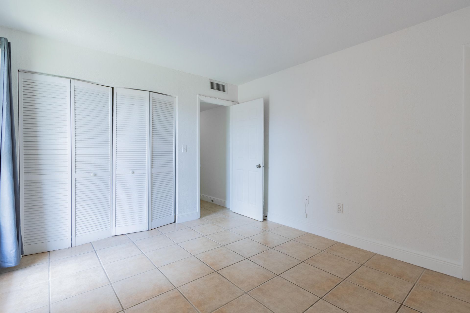 9459 SW 76th Street, Unit R8, Miami, FL 33173 Photo