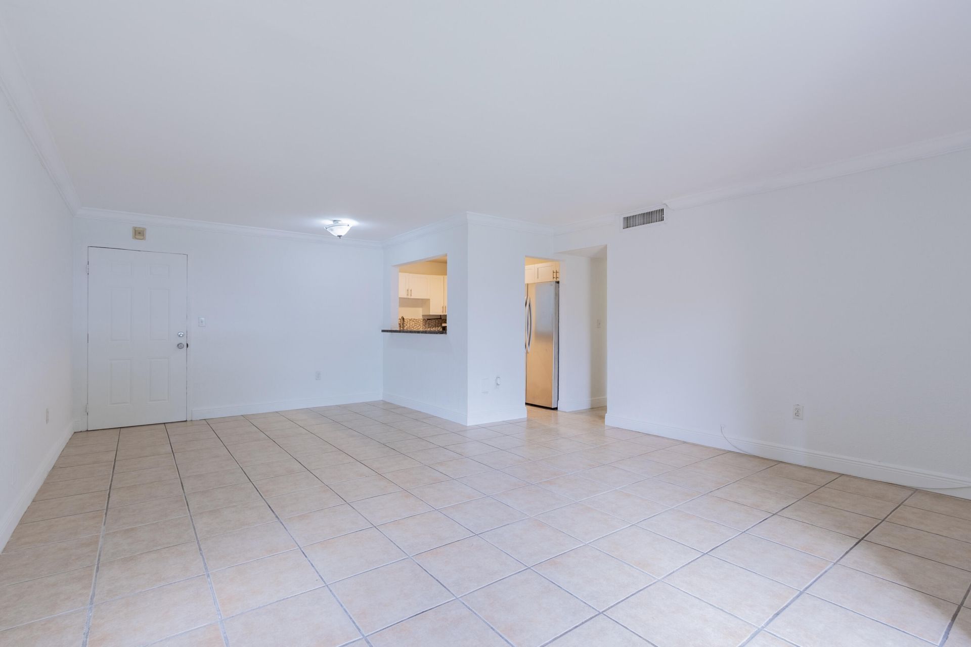 9459 SW 76th Street, Unit R8, Miami, FL 33173 Photo