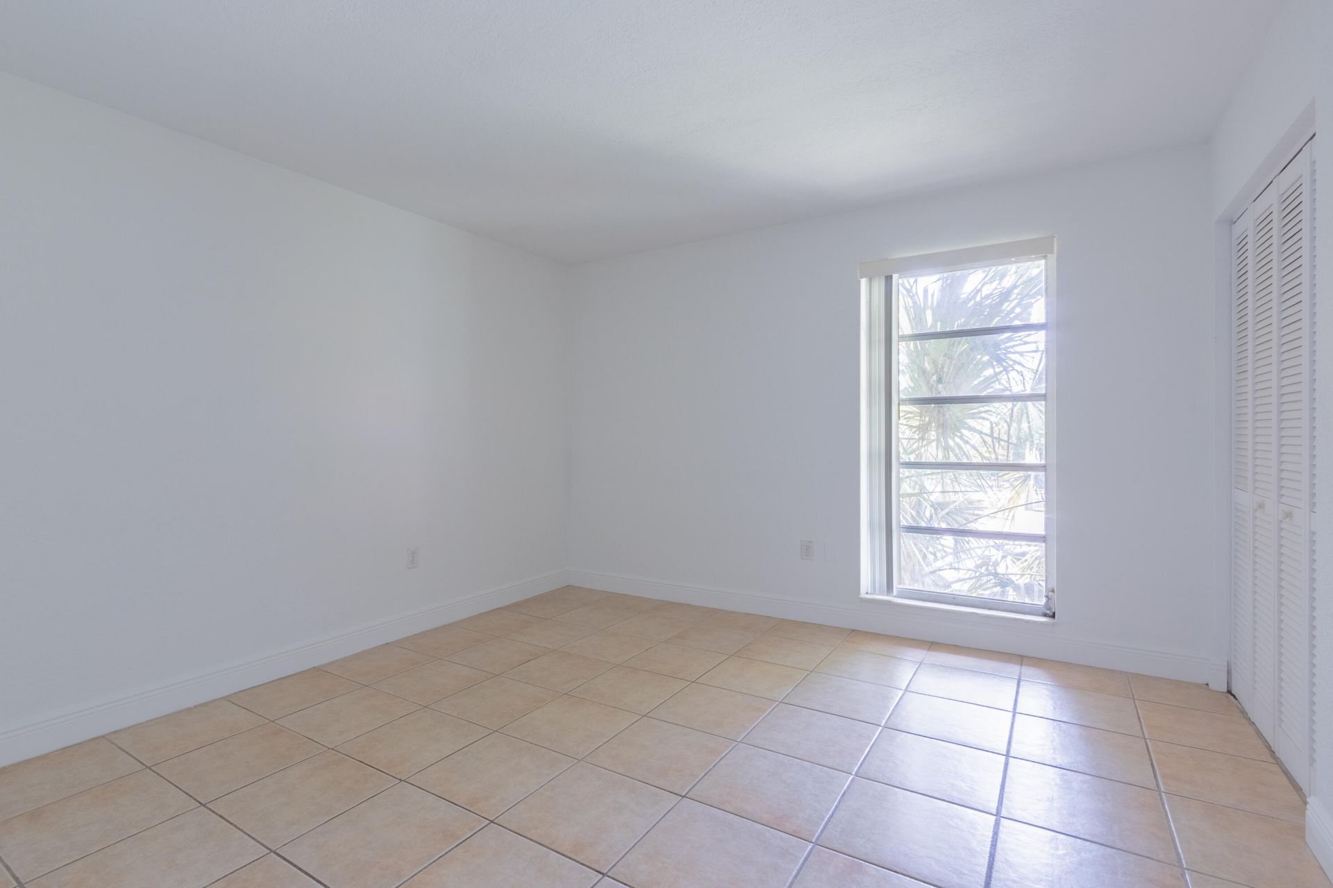 9459 SW 76th Street, Unit R8, Miami, FL 33173 Photo