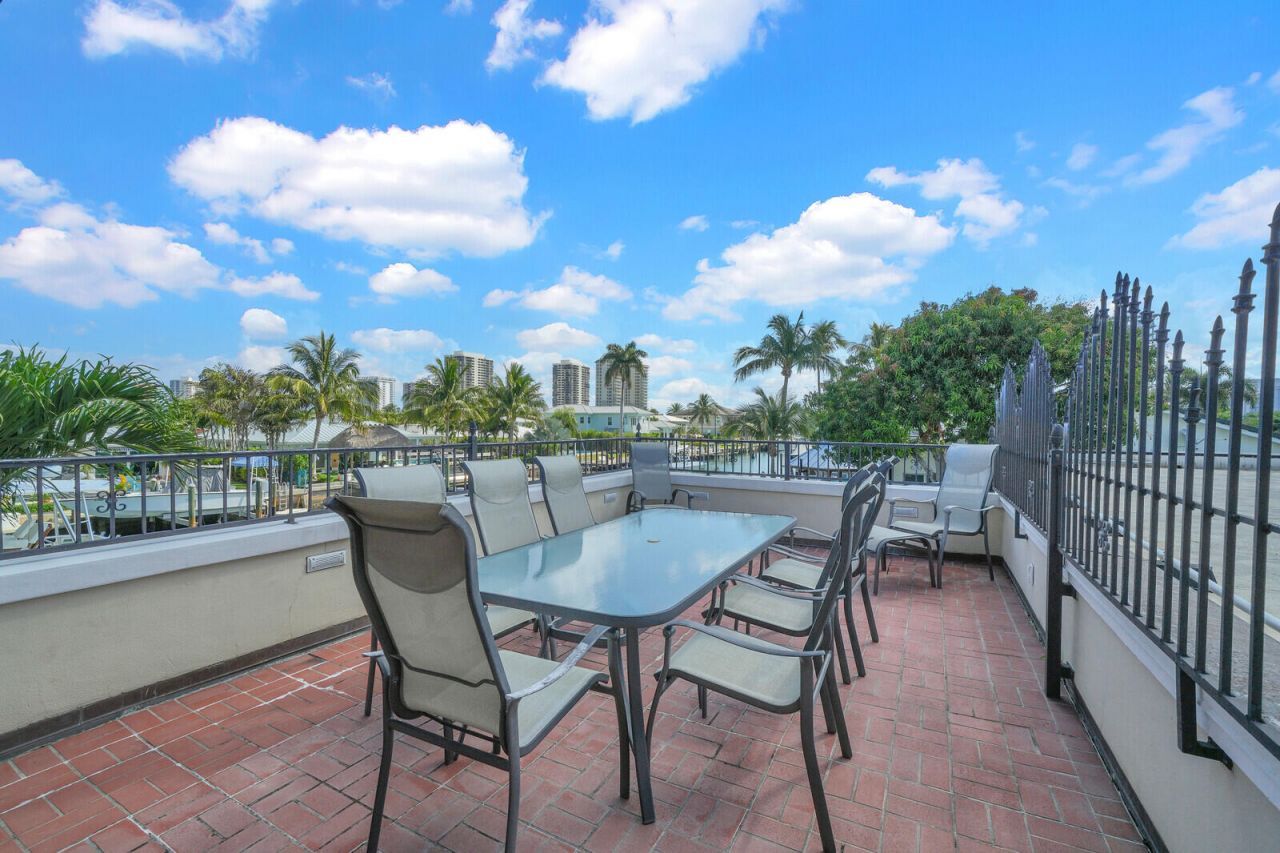 1210 Bimini Lane, Singer Island, FL 33404 Photo