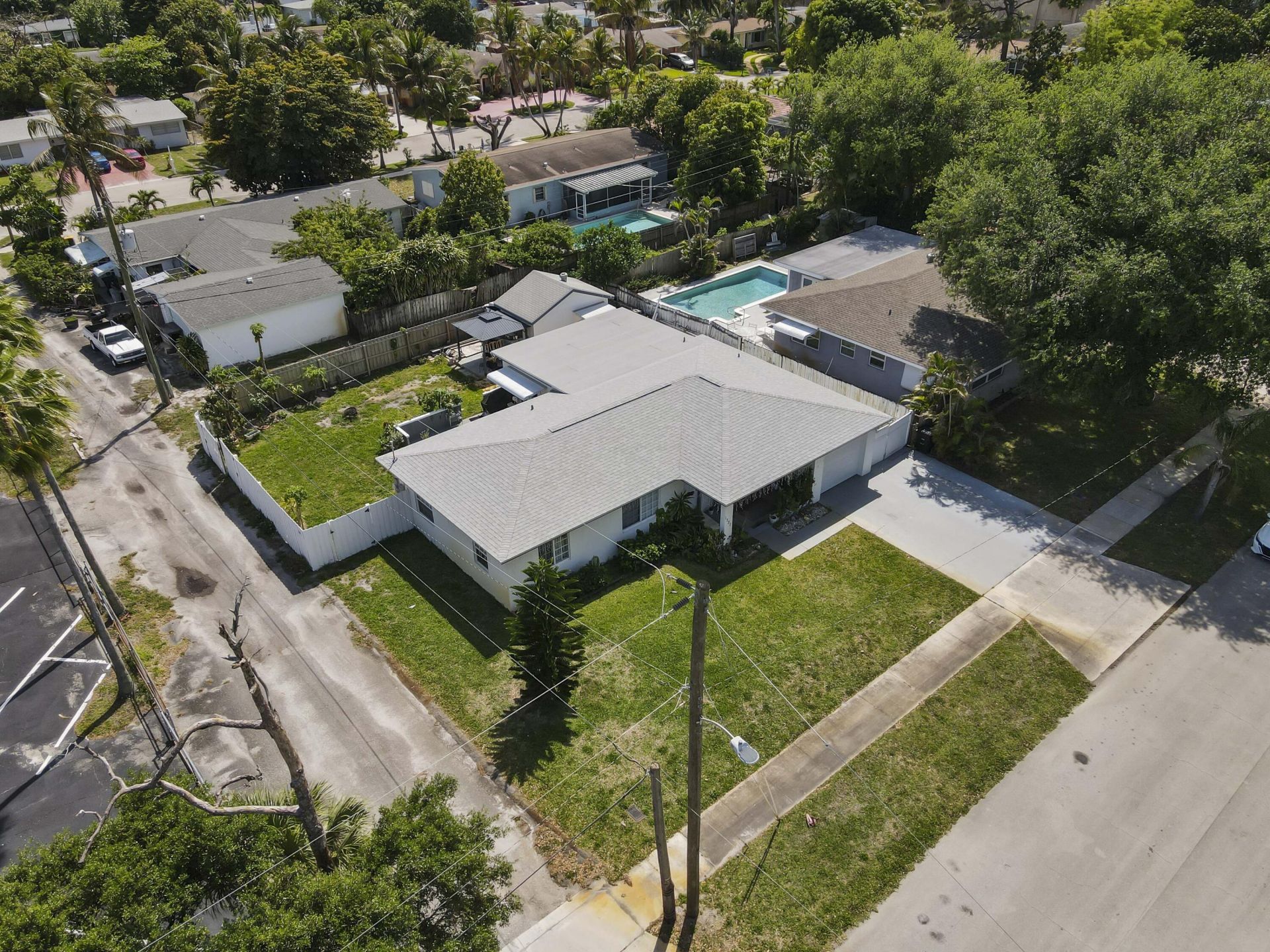 1737 N 14th Avenue N, Lake Worth Beach, FL 33460 Photo