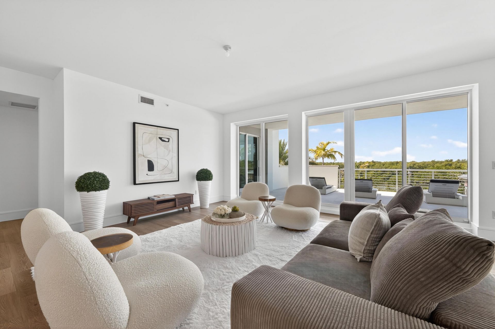 1 S Coastal Way, Unit 201, Jupiter, FL 33477 Photo