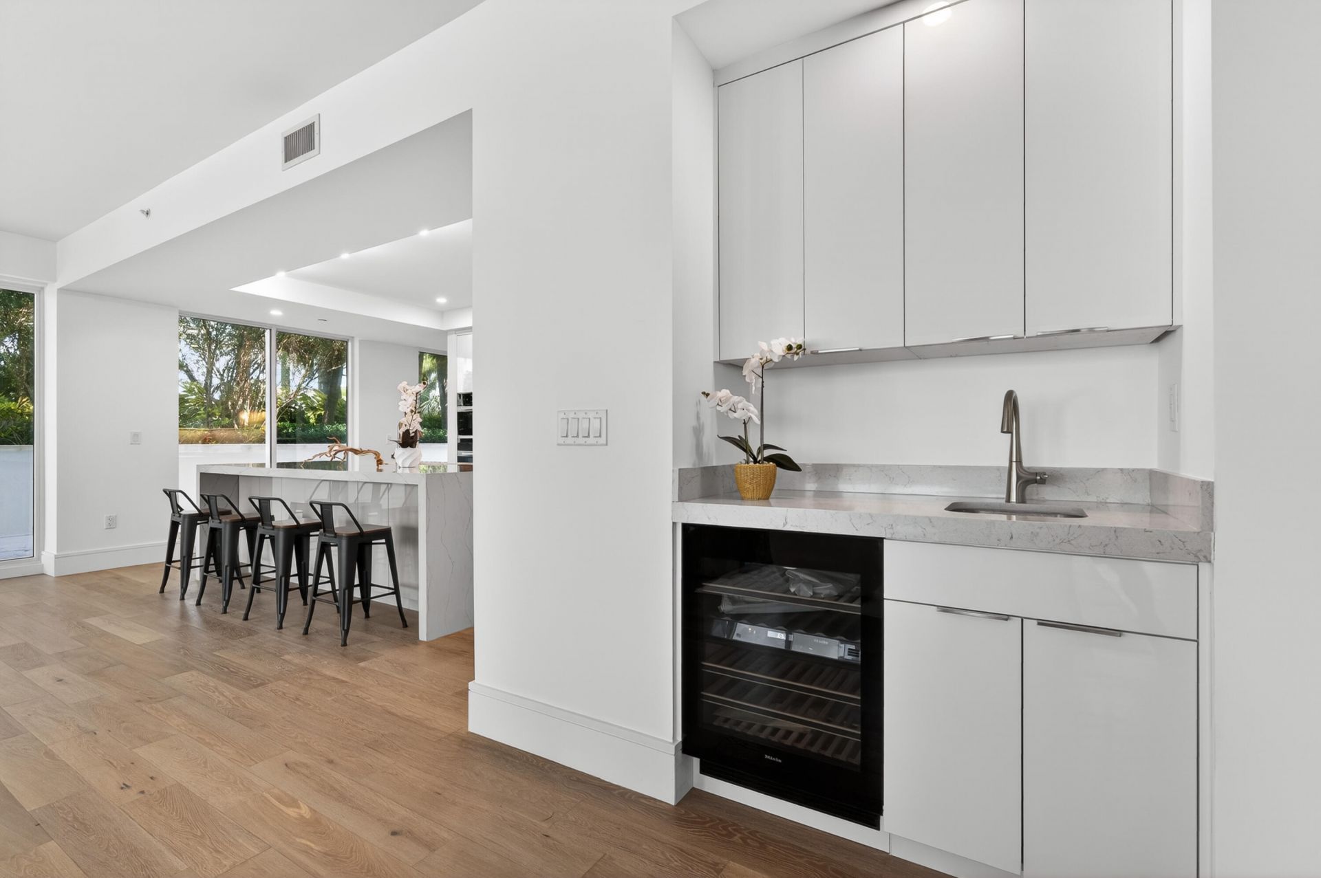 1 S Coastal Way, Unit 201, Jupiter, FL 33477 Photo