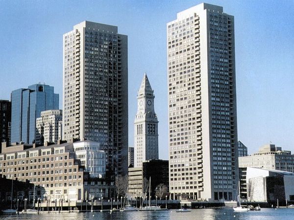 65 East India Row, Unit 27E, Boston, MA 02110
