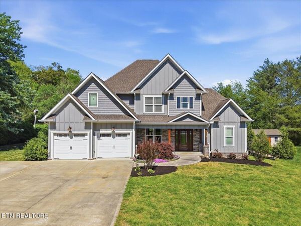 124 Alpine Drive, Clinton, TN 37716