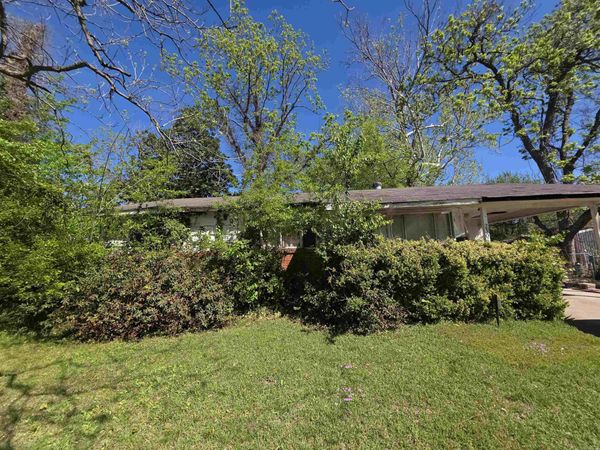 2301 Belmoor, Pine Bluff, AR 71601