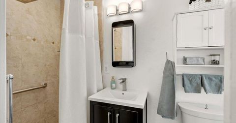 6337 Rushmore Dr, Sacramento, CA 95842 Photo