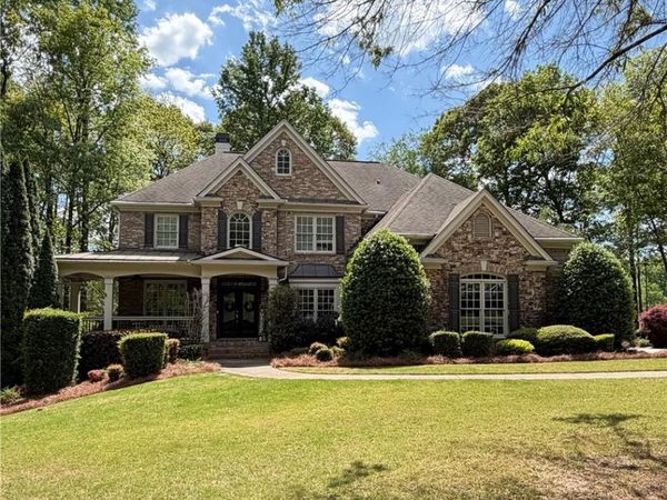 5640 Lake Oak Landing, Cumming, GA 30040